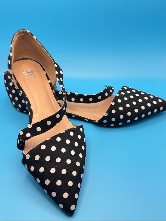 Shoes - Polka Dot Pointed Toe D'Orsay Flats - Black & White